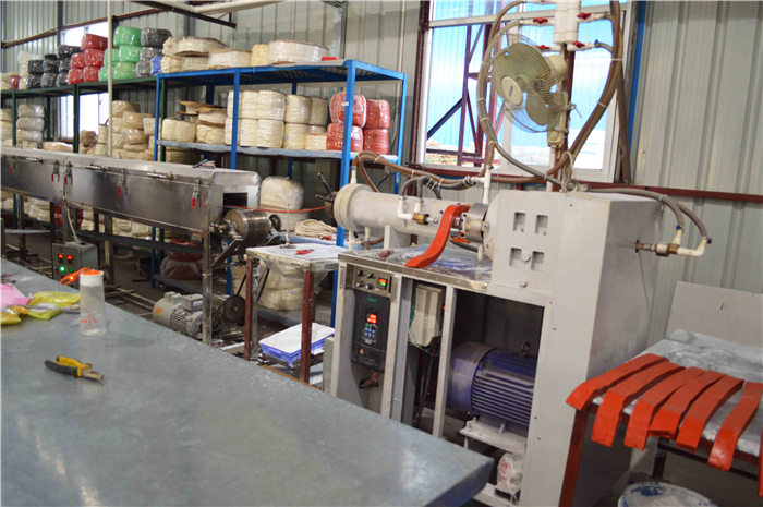 矽膠擠出線（xiàn）