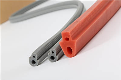 80A高硬（yìng）度矽膠條生產要注意什麽？